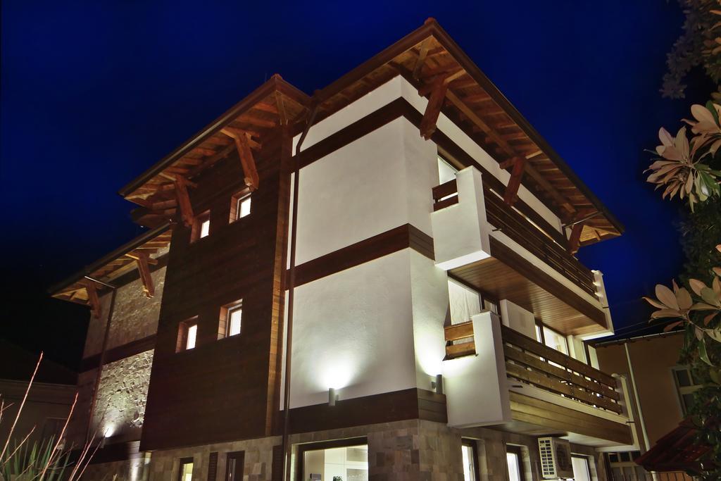 Anita Guest House & Relax Perushtitsa 外观 照片
