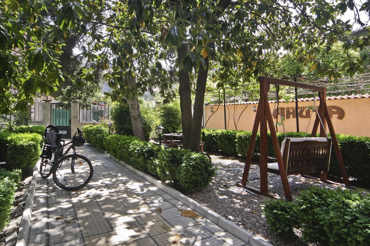 Anita Guest House & Relax Perushtitsa 外观 照片